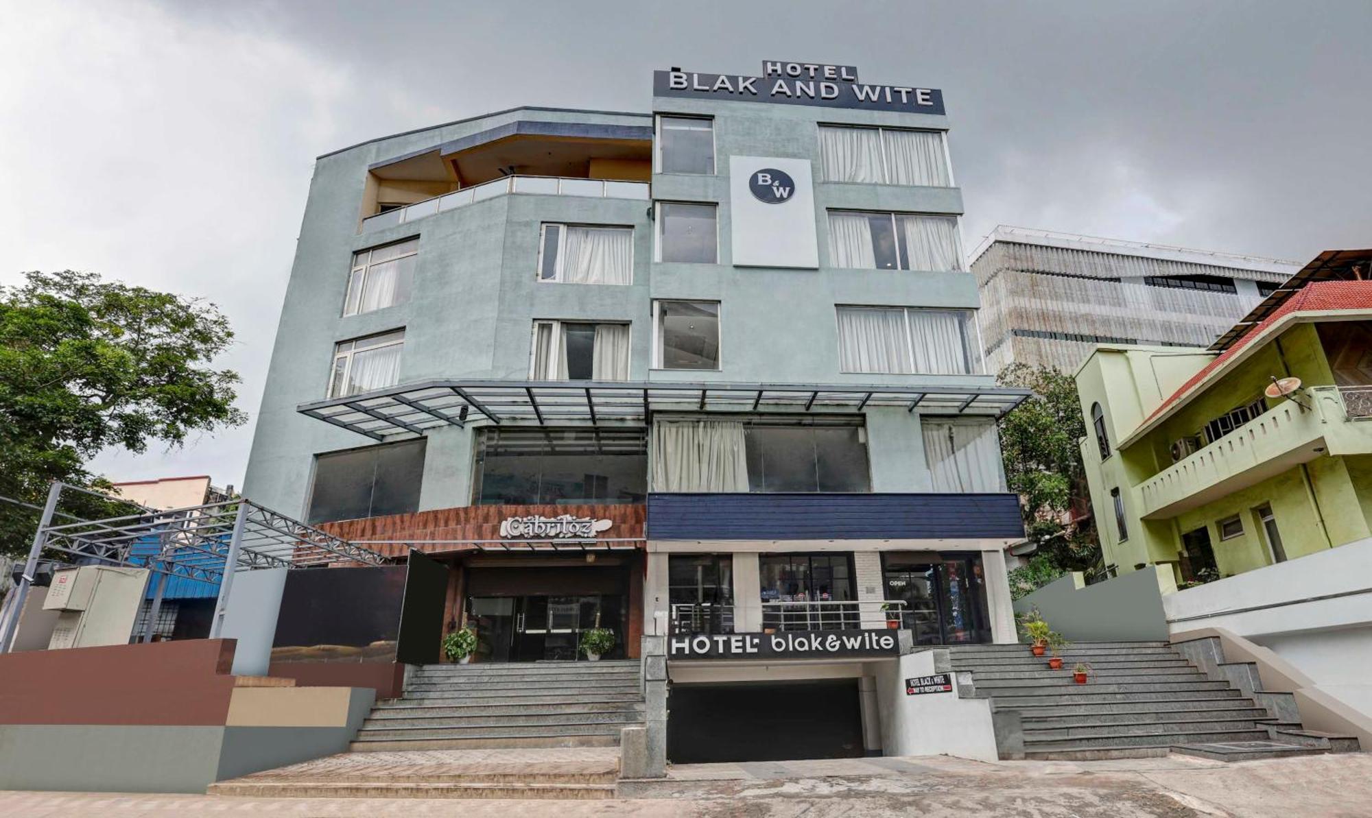Treebo Blak & Wite Rk Beach Visakhapatnam Exterior foto