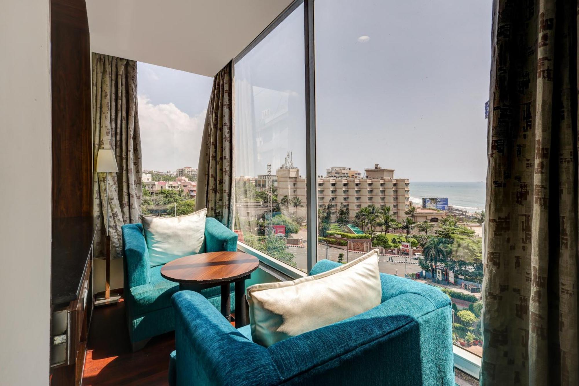 Treebo Blak & Wite Rk Beach Visakhapatnam Exterior foto