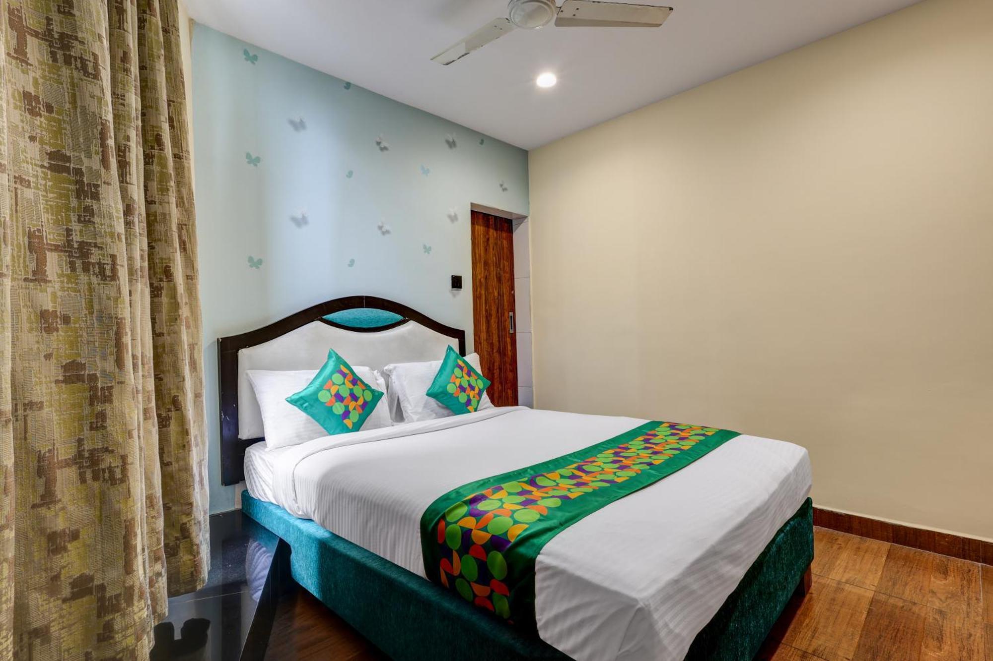 Treebo Blak & Wite Rk Beach Visakhapatnam Exterior foto